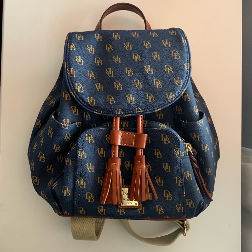 Brand New Dooney & Bourke “Gretta” Large Designer Backpack!